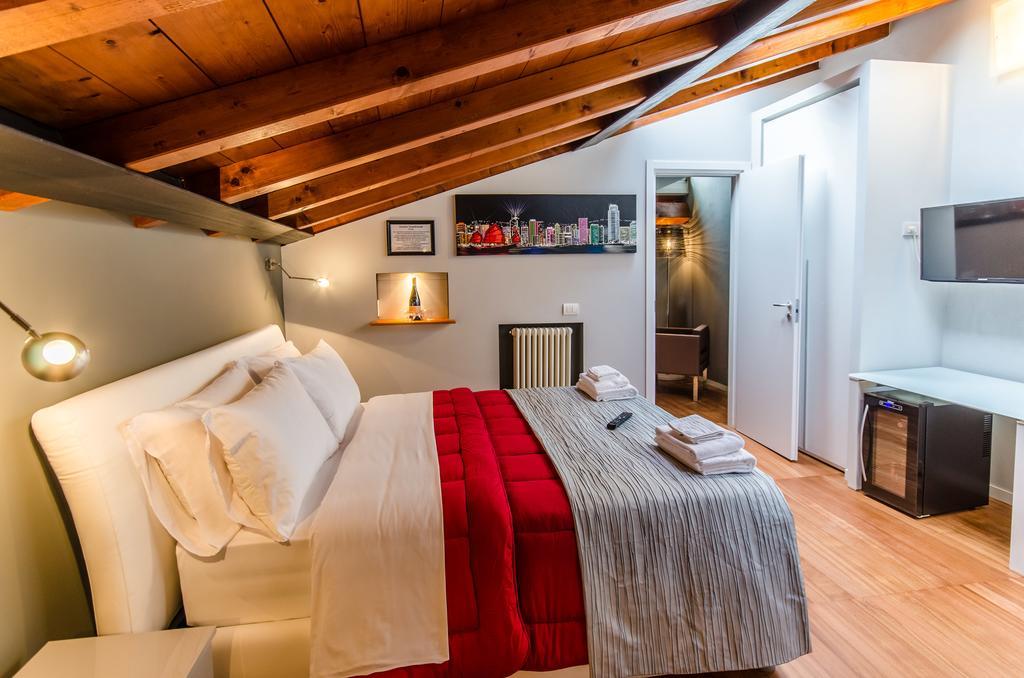 Duomo Guesthouse Piacenza Phòng bức ảnh